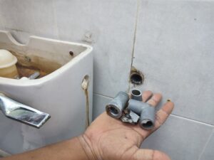 Pipe Leak Repair in Puchong by Puchong Plumbing Experts