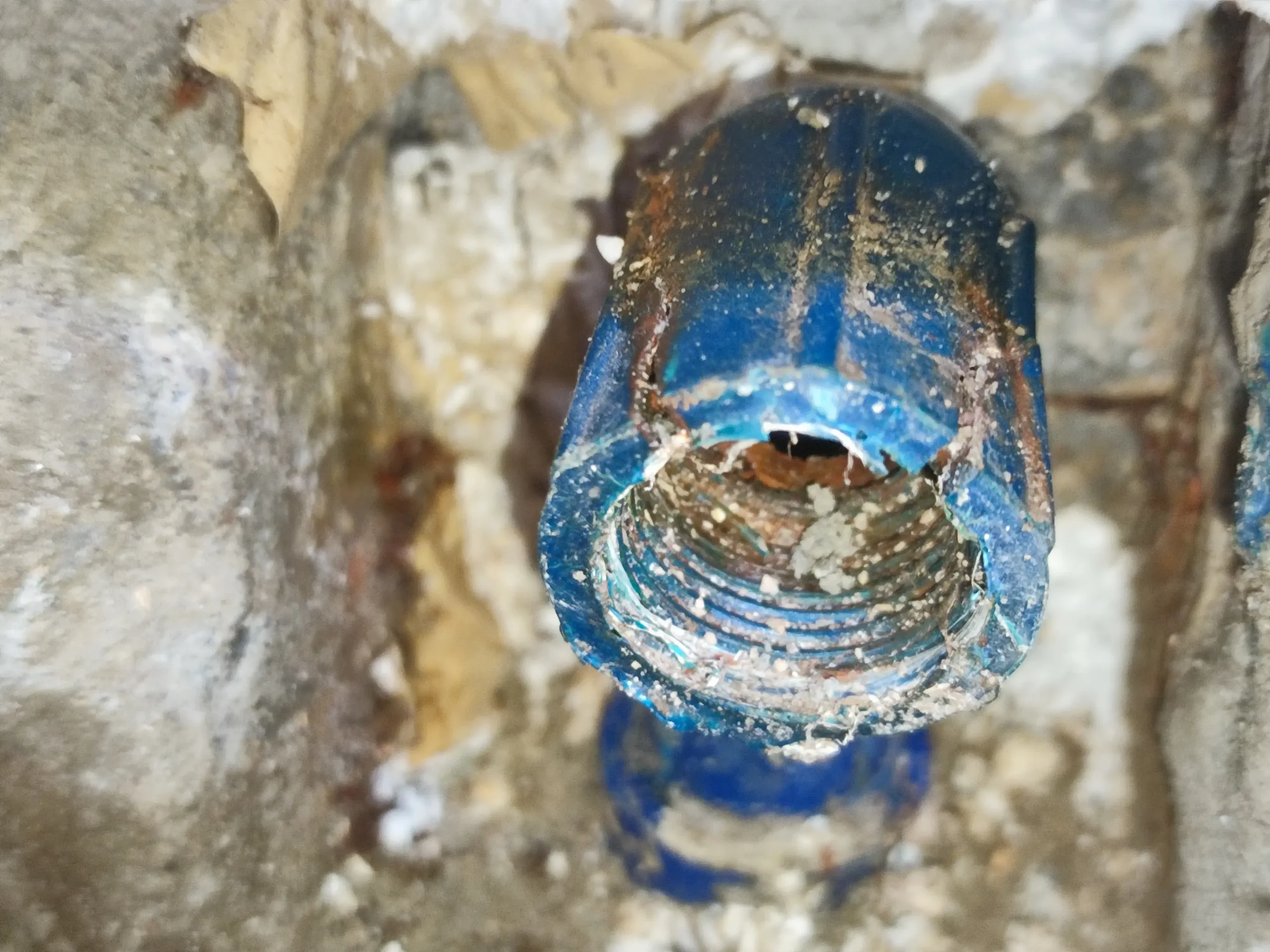 Professional plumber providing plumbing services in Puchong